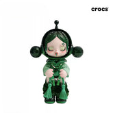 Skullpanda x CROCS Ootd figure