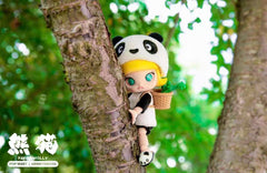 MOLLY Chengdu Panda Action Figure-Preorder