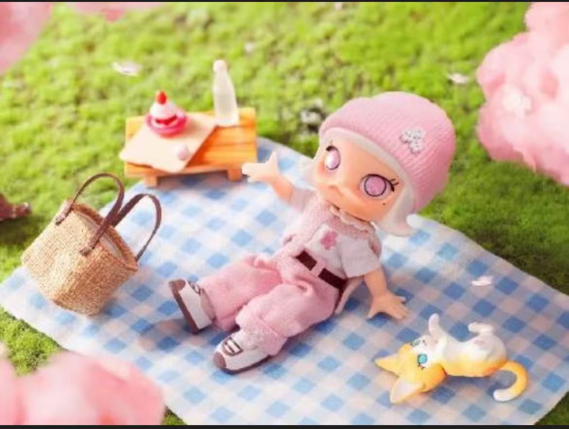 MOLLY Spring Cherry Blossom Figure-Preorder