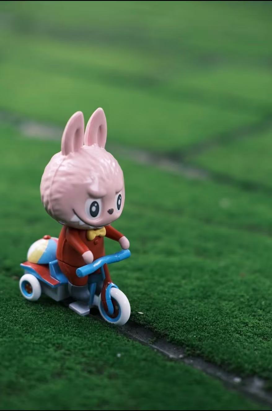The Monsters Toys Series-Clockwork Tricycle-Preorder