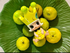 MEGA Space Molly 100% Series 2-B Banana or Watermelon 2017-Prorder