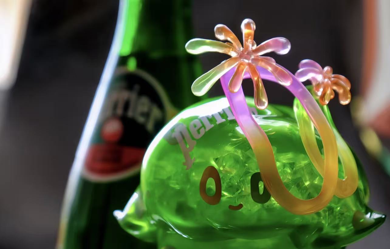 Dimoo×Perrier Handing Card & Dimoo Orange Juice Water Gun-Preorder