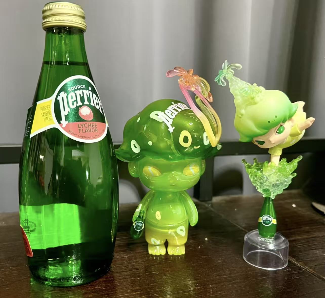 Dimoo×Perrier Handing Card & Dimoo Orange Juice Water Gun-Preorder