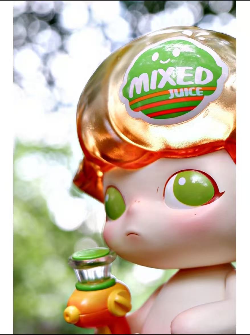 Dimoo×Perrier Handing Card & Dimoo Orange Juice Water Gun-Preorder