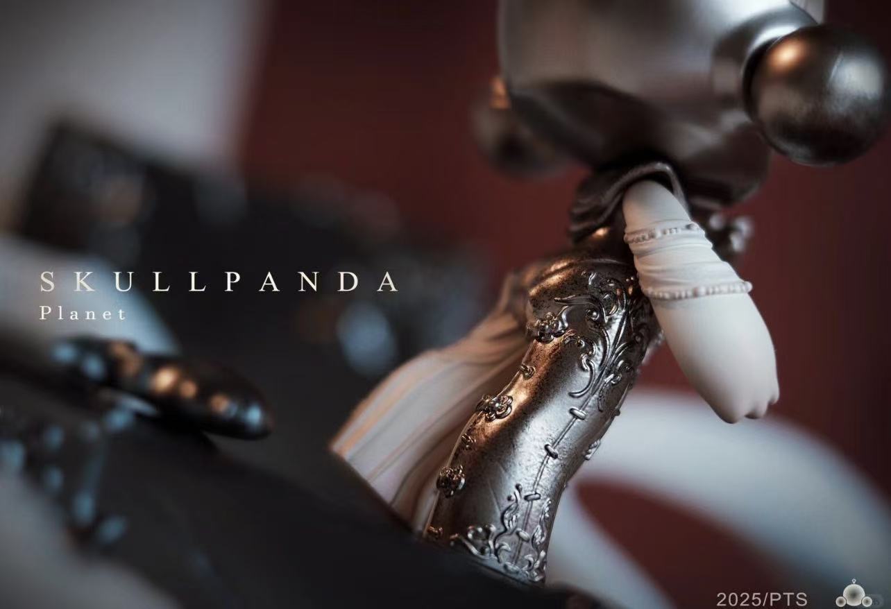 Skullpanda Baby Chu Mang-First Light Exclusive-Preorder