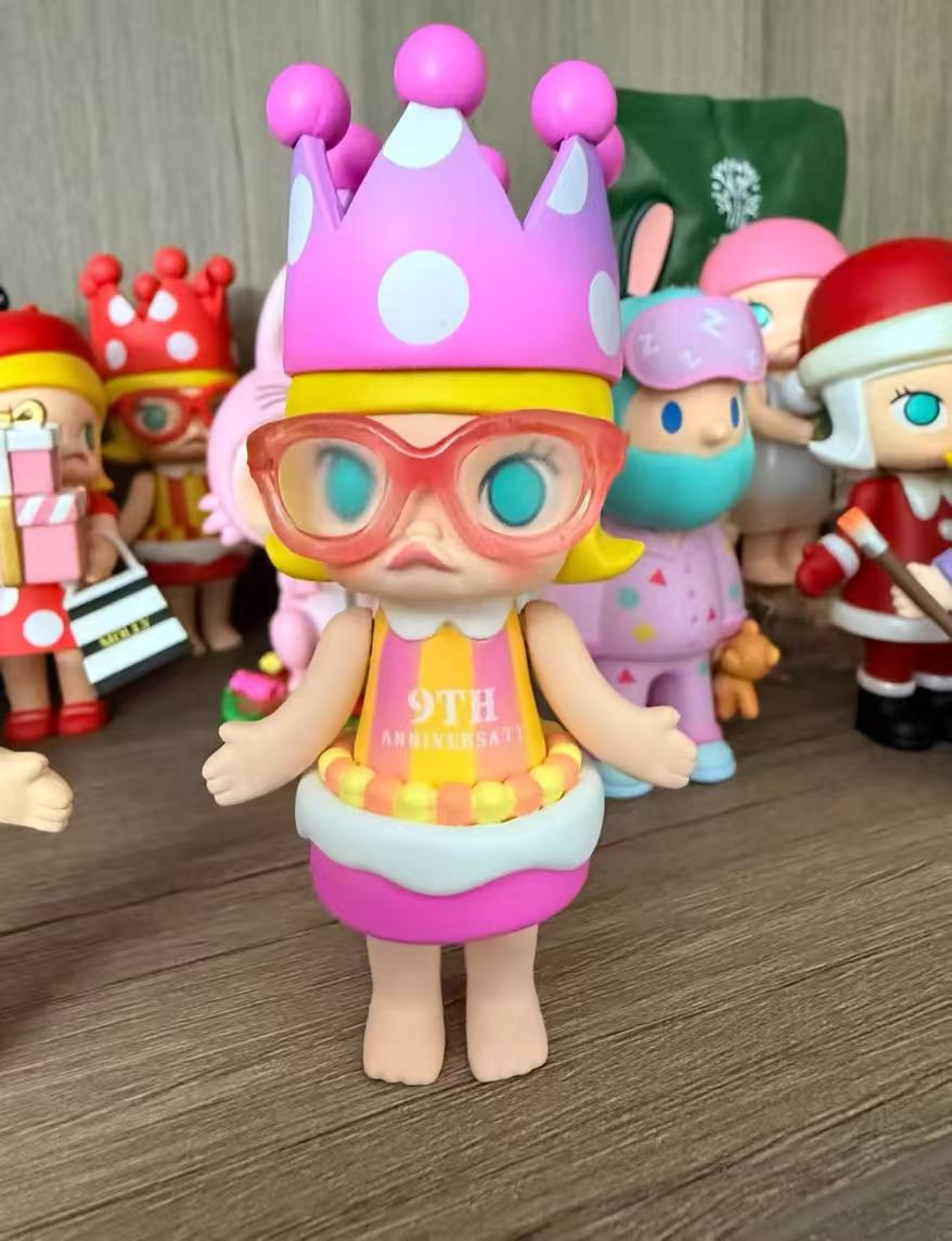 Molly series  Handing Card-Preorder