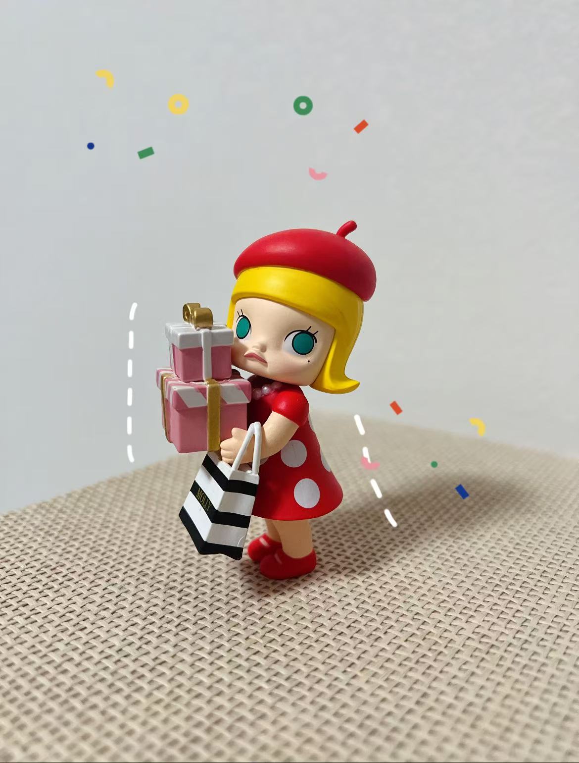 Molly series  Handing Card-Preorder
