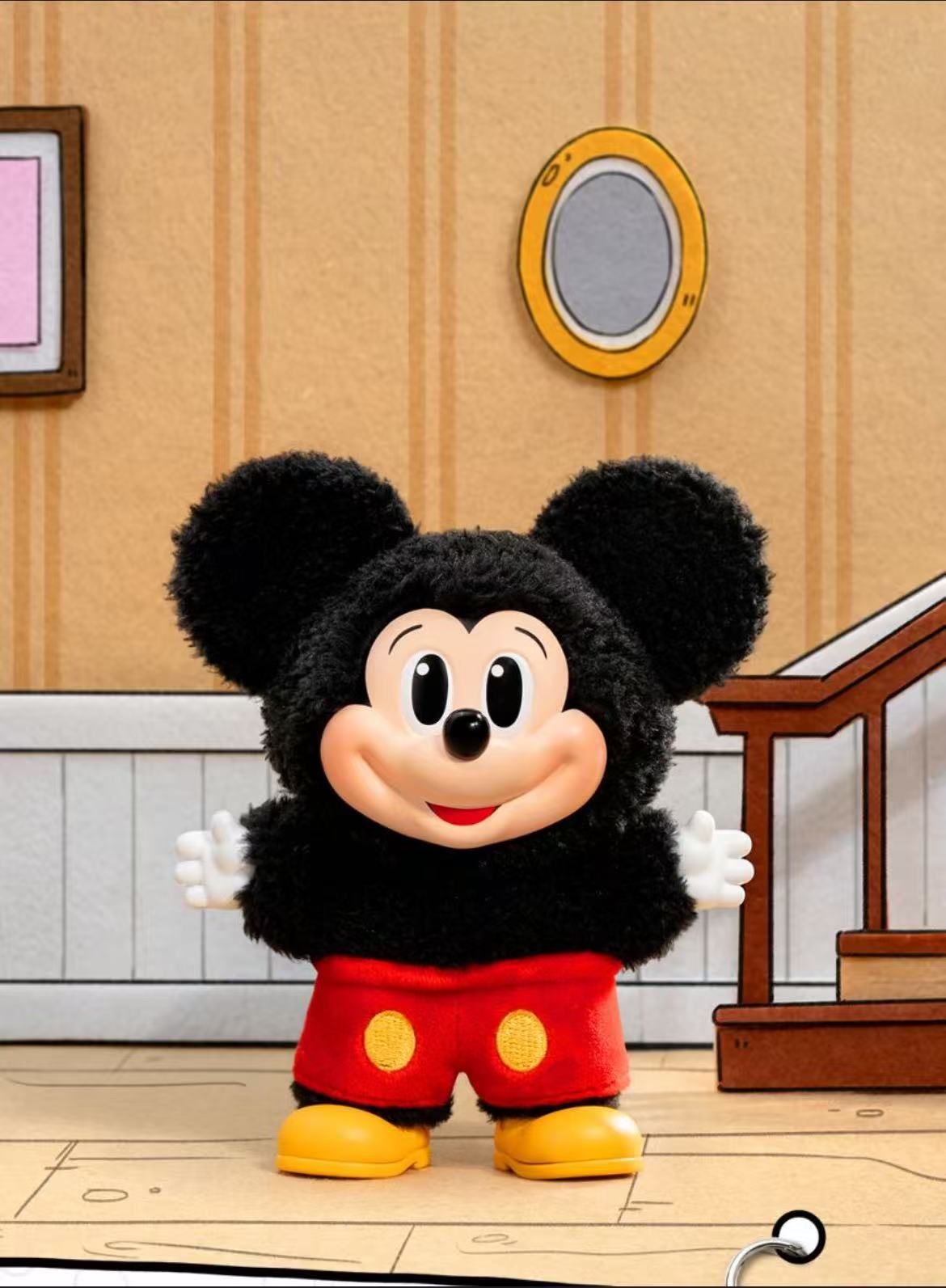 Mickey Family Cute Together Keychain Series-preorder