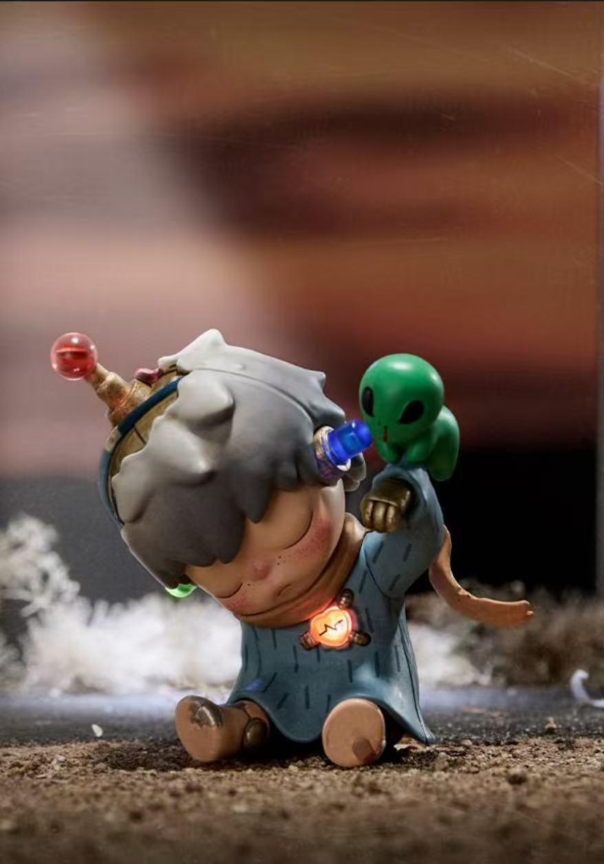Hirono Echo Series Figures