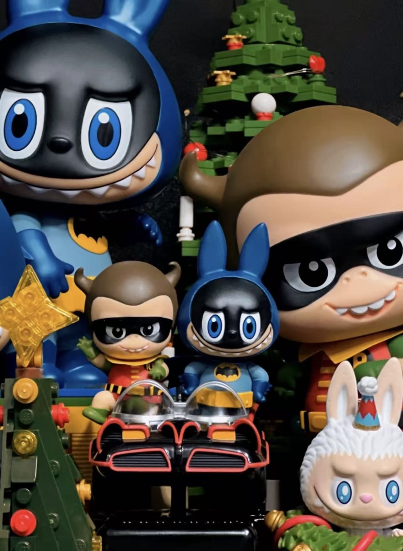 Batman Labubu And Robin Yaya Cosrider