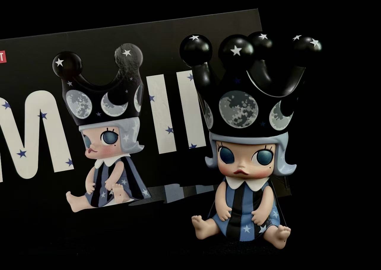 Exclusive Baby Molly sitting ver.