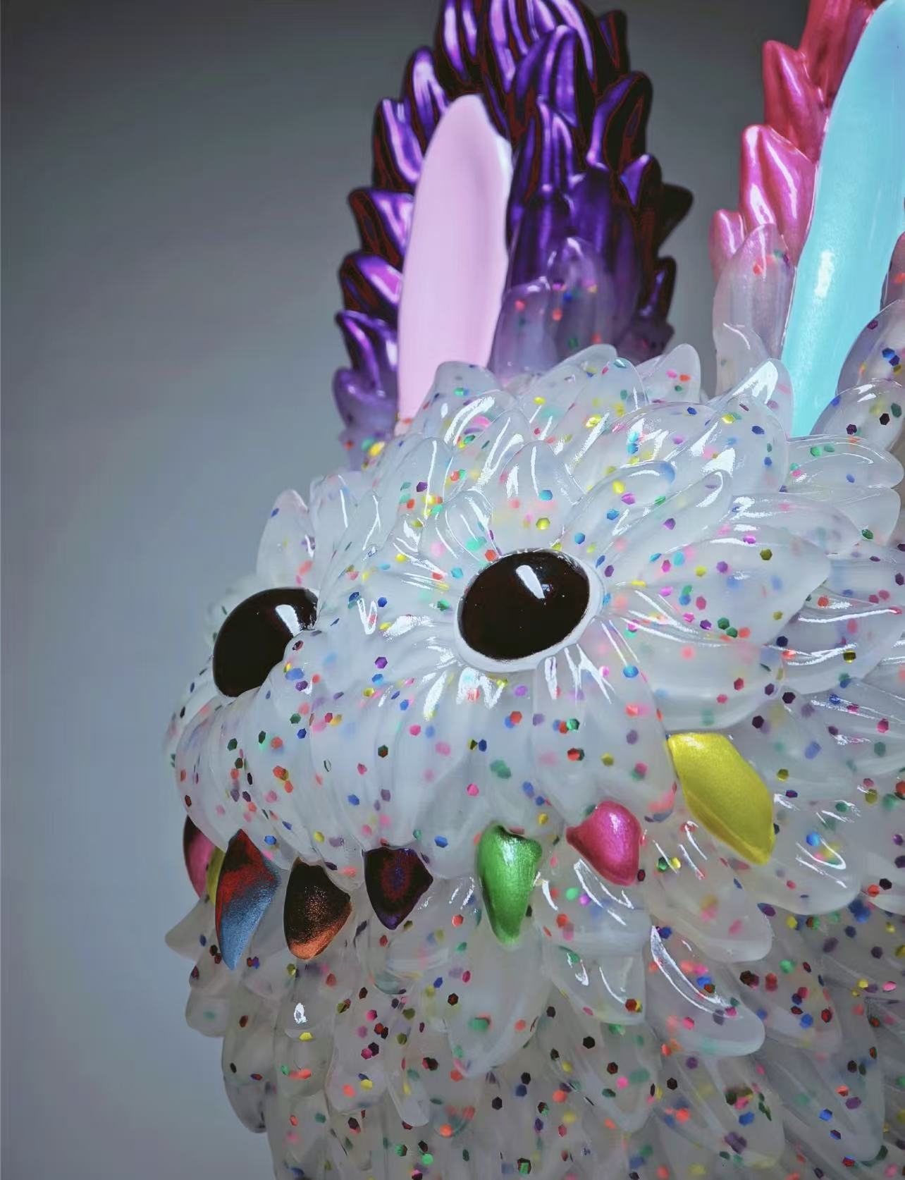 Instinctoy Monster Flappy "Milky Sparkle G.I.D" gift box