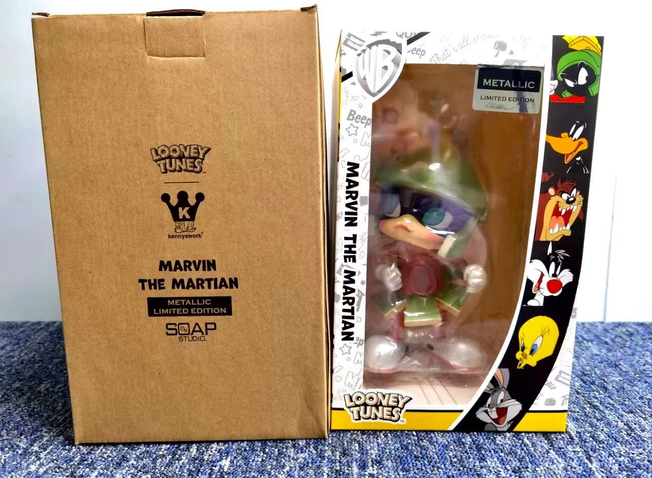 {Worldwild 750pcs} Molly Looney Tunes -- Marvin the Martian big doll