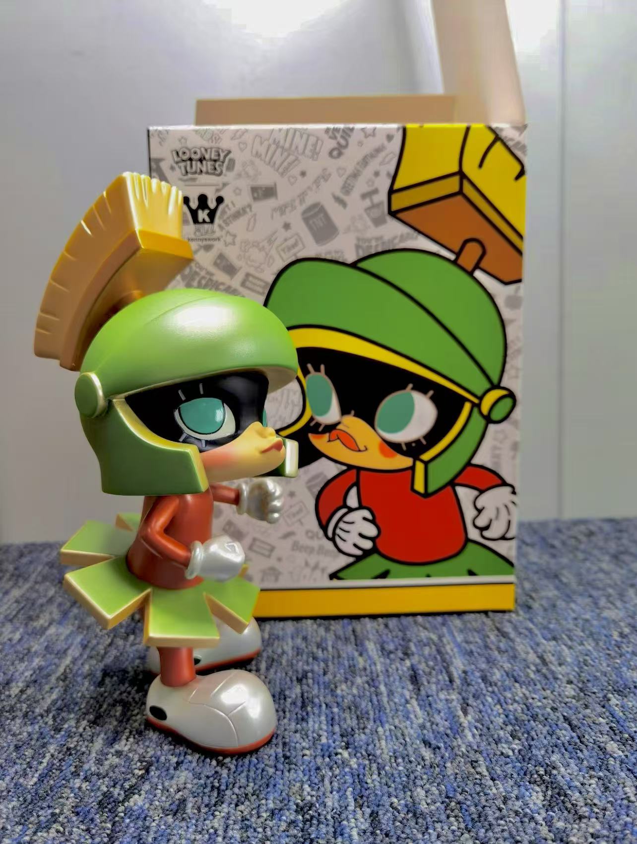 {Worldwild 750pcs} Molly Looney Tunes -- Marvin the Martian big doll