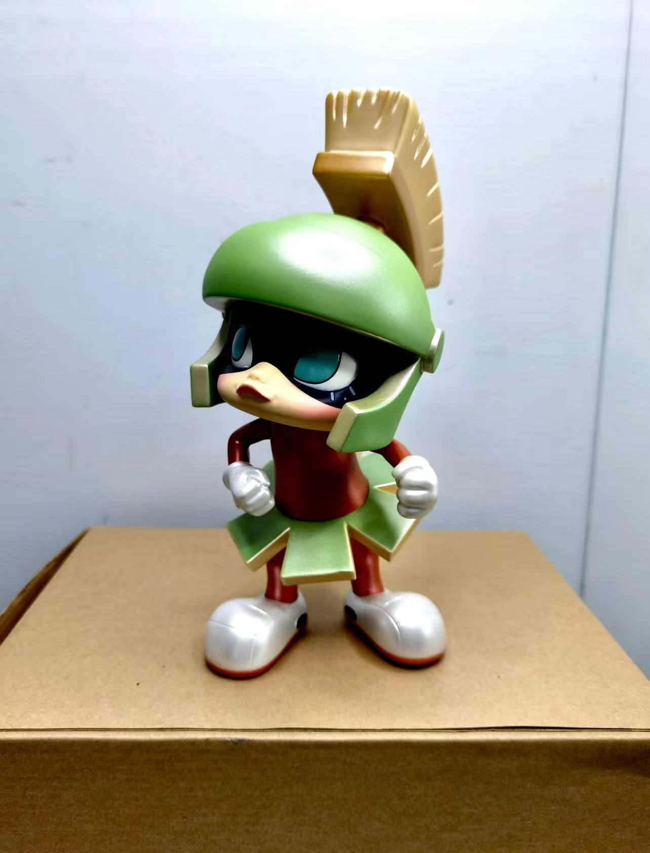 {Worldwild 750pcs} Molly Looney Tunes -- Marvin the Martian big doll