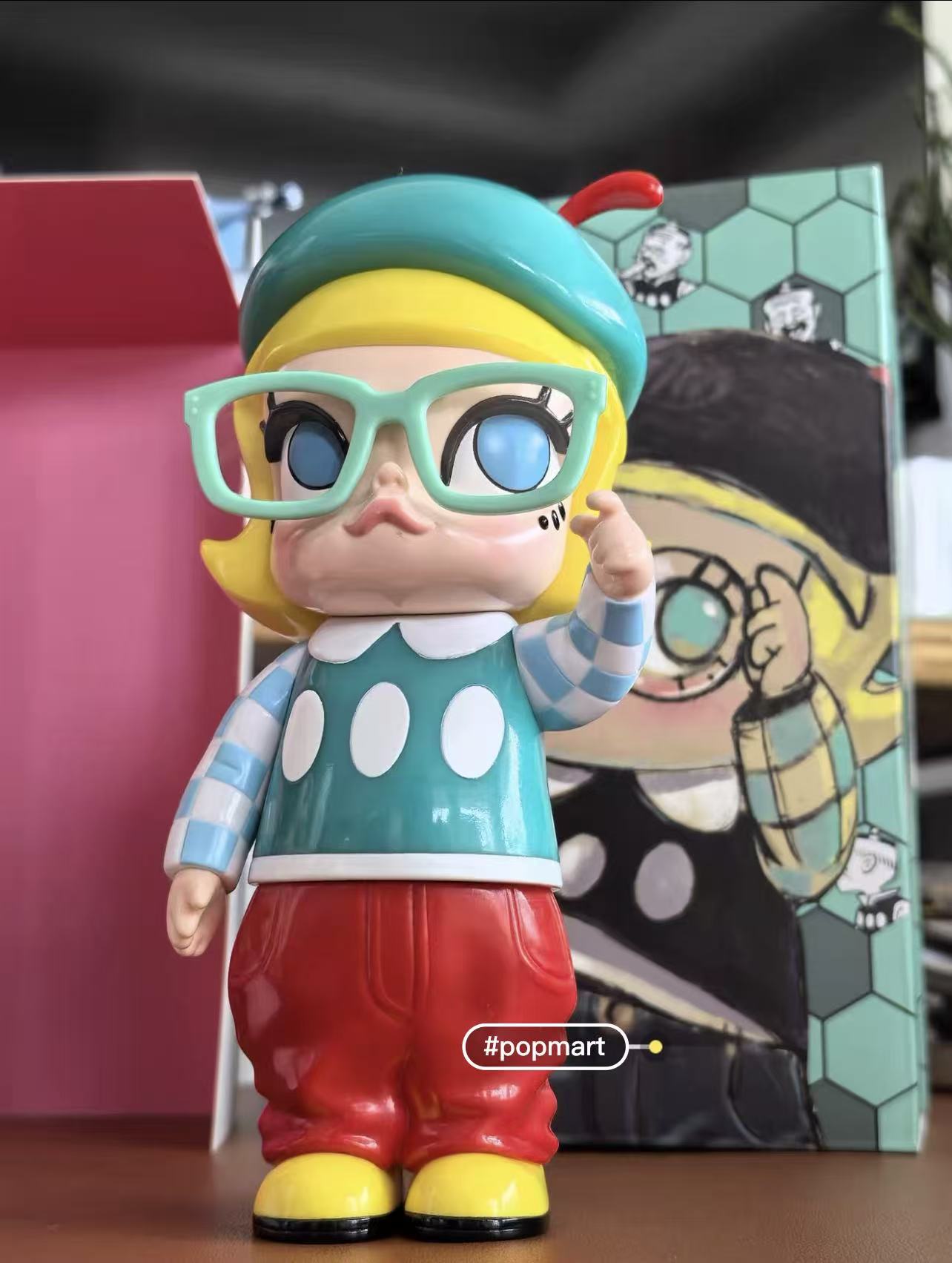 Molly Old Master Q big figure