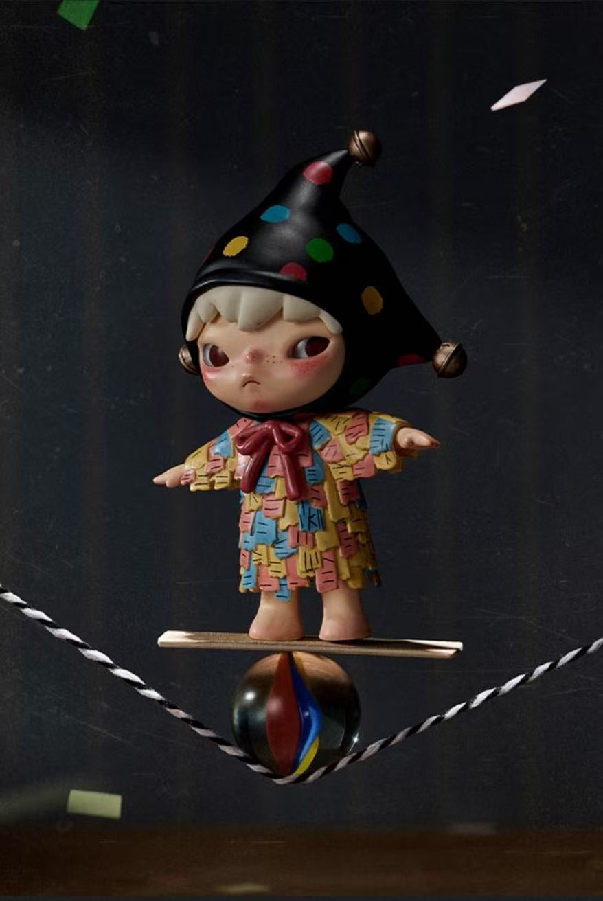 Hirono Echo Series Figures