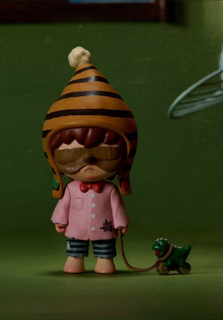 Hirono Echo Series Figures