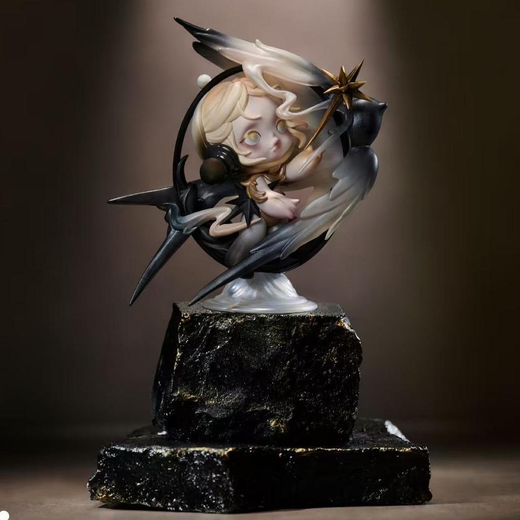 SKULLPANDA The Compass Of Light (Shanghai)Limited Edition Figures-preorder