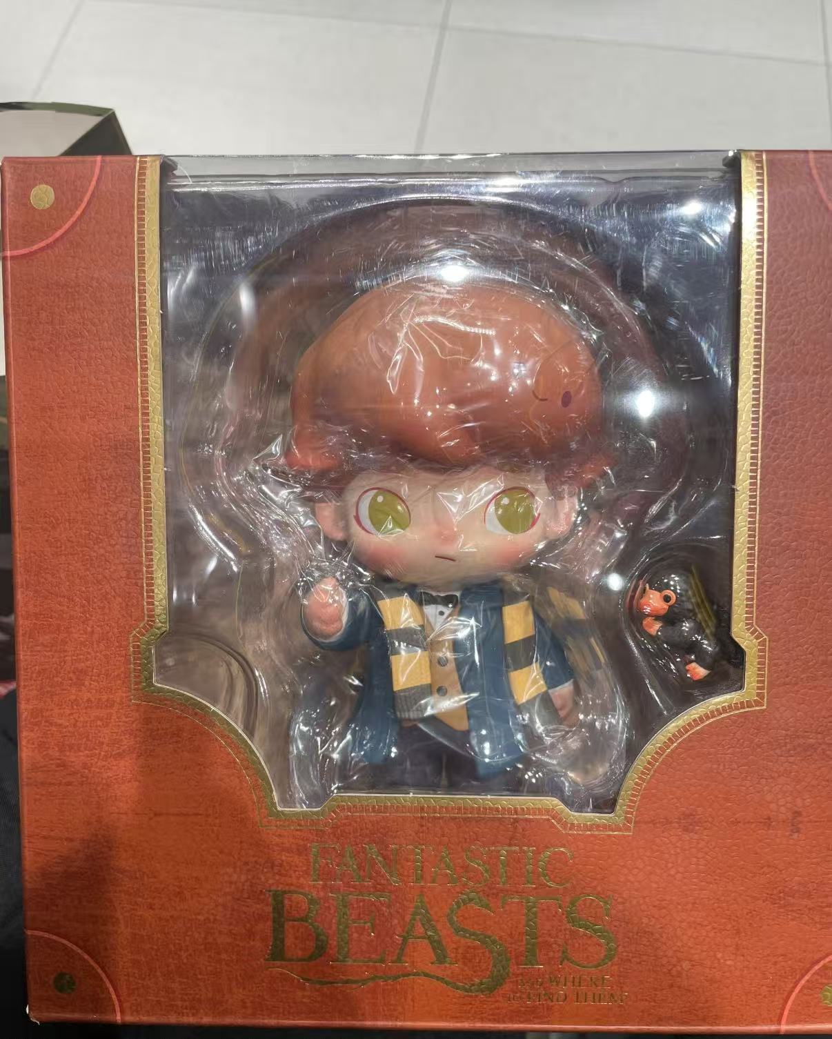 POP MART DIMOO × Fantastic Beasts and Where to Find Them 200% Figurine-Preordre