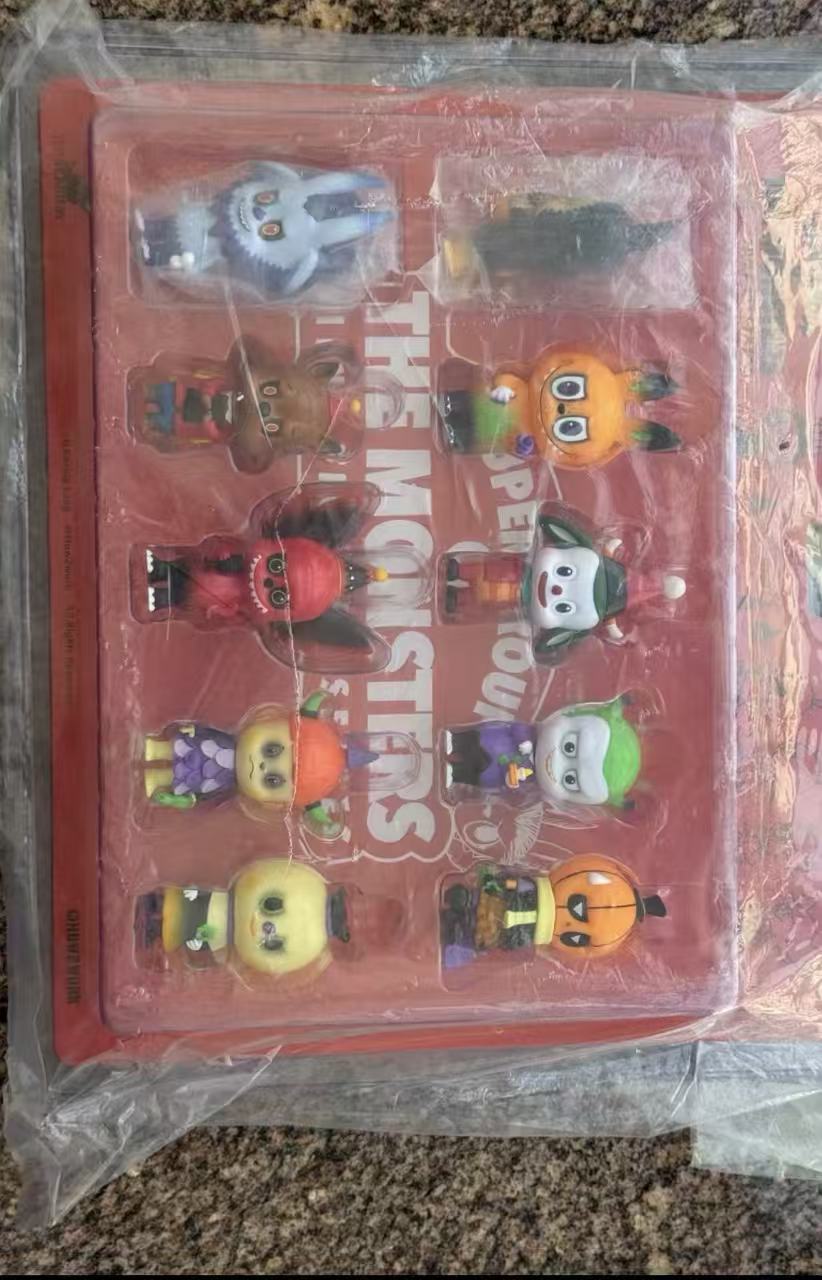 The Monsters Mini Figures Series -Preorder