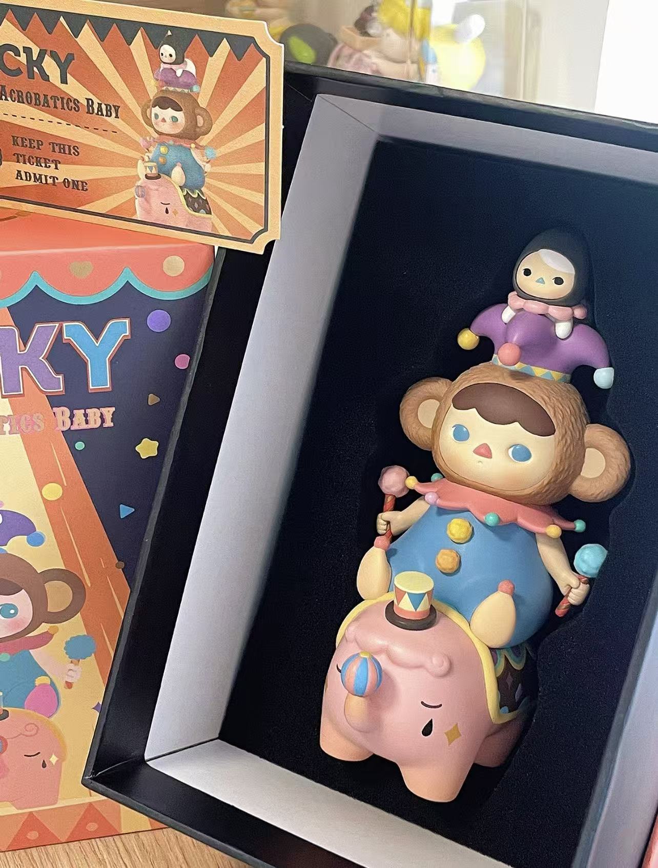 Pucky Circus Acrobatics Baby 200% Collectible Figure-preorder