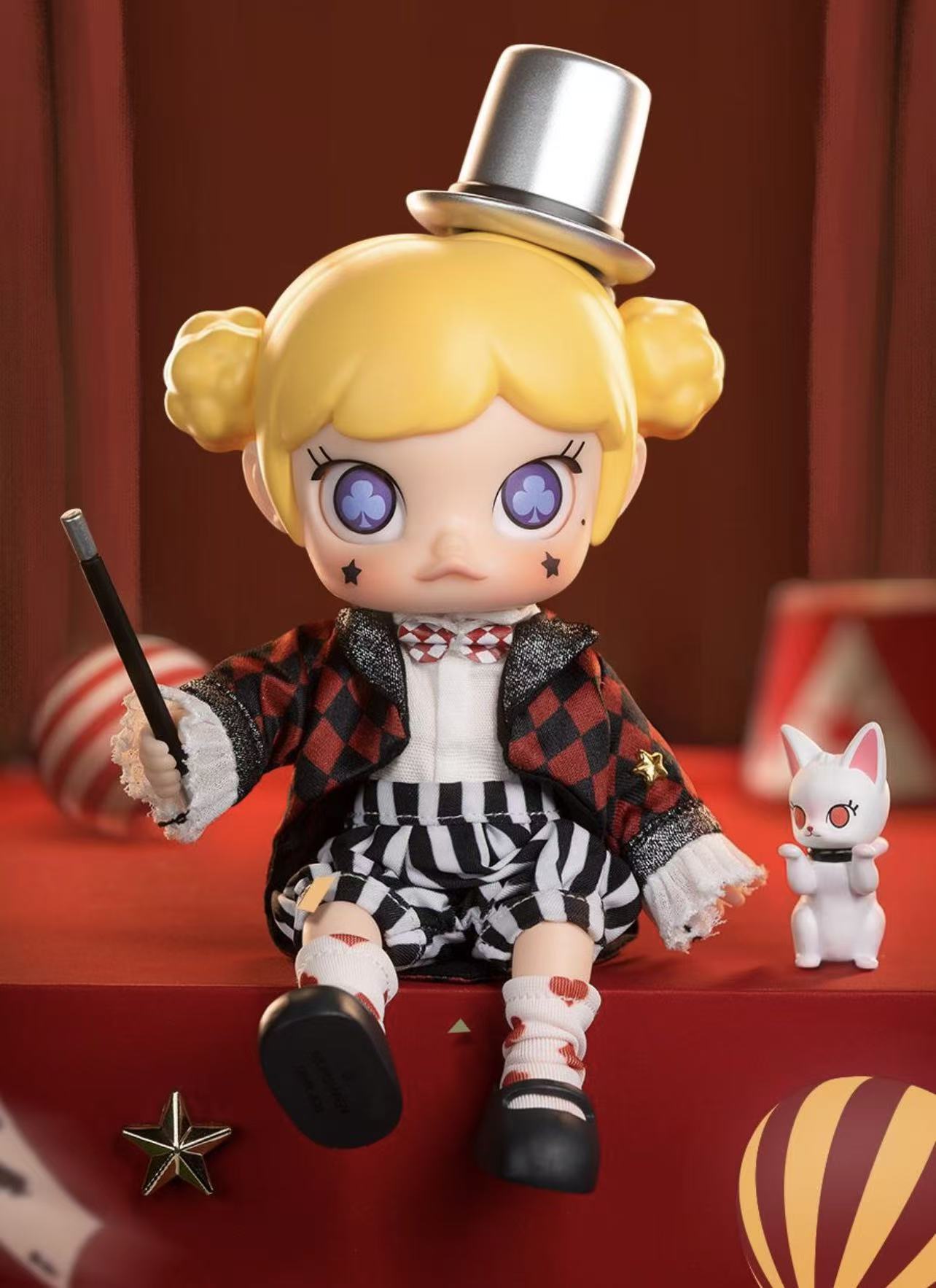 Molly magic show action figure -preorder