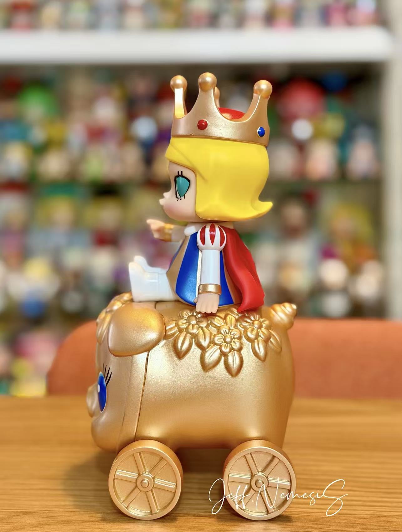 MEGA ROYAL Molly 400% Princess parade-preorder