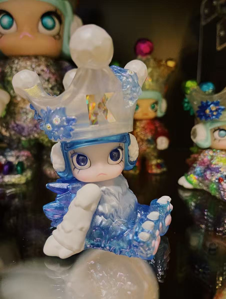 Mini ice erosion instinctoy Molly -preorder
