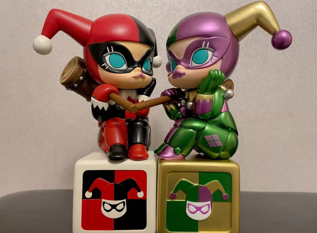 15th anniversary exibition exclusive Molly-Preorder