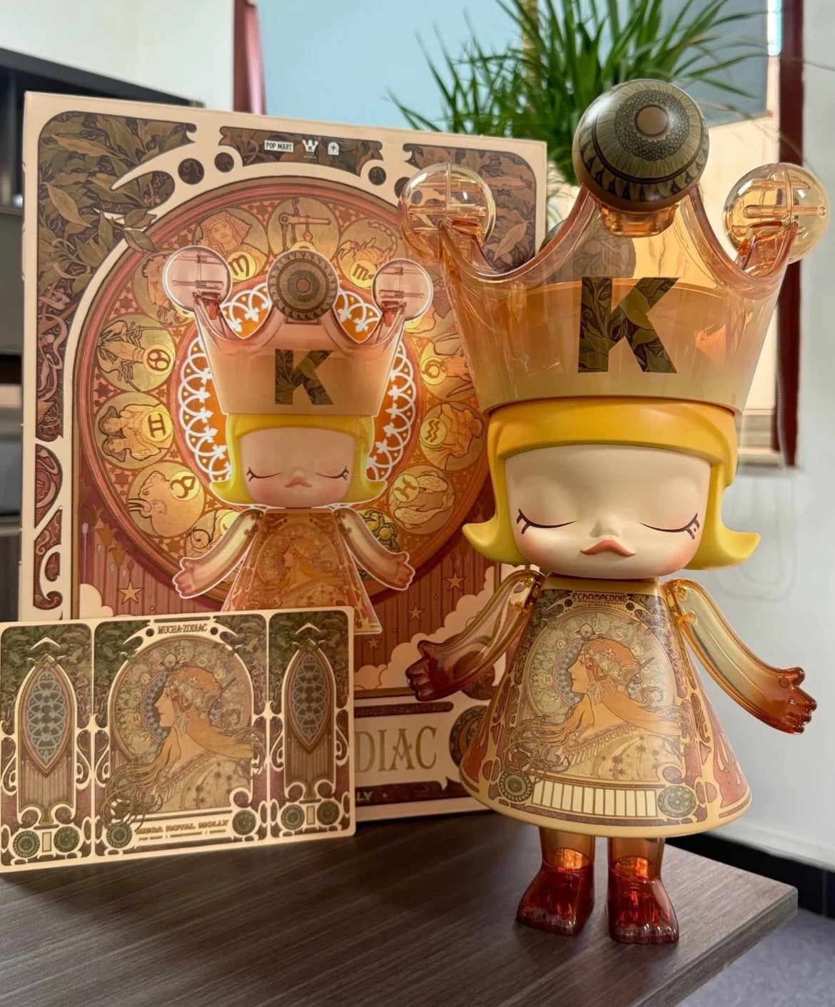 MEGA ROYAL MOLLY Mucha Zodiac 400%（open confirm）-Preorder
